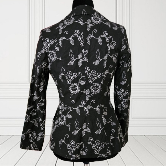 \id. Collection Embroidered Blazer - Picture 2 of 6